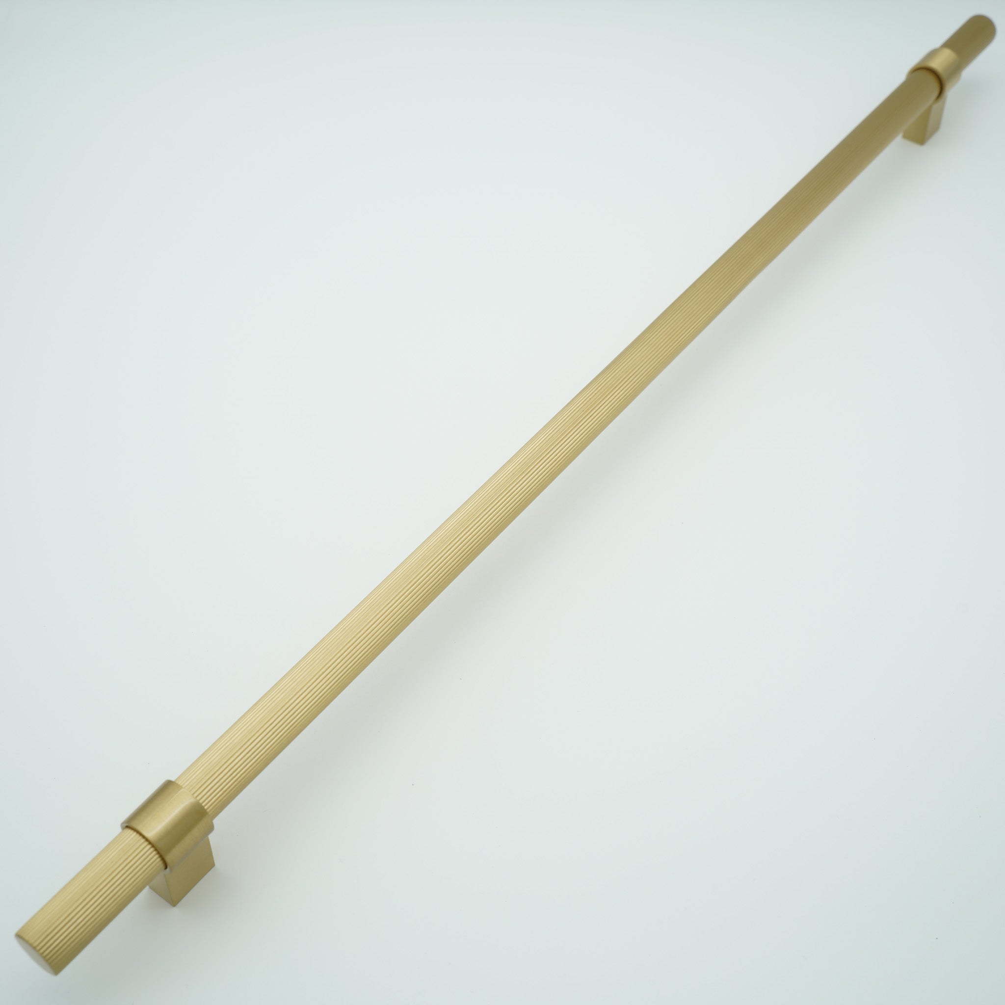 Vento Solid Brass Cabinet Handle